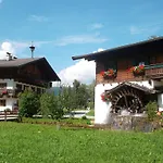 Fruehstueckspension Muellergut Vendégház Sankt Martin bei Lofer