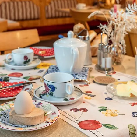 Fruehstueckspension Muellergut Guest house 3*