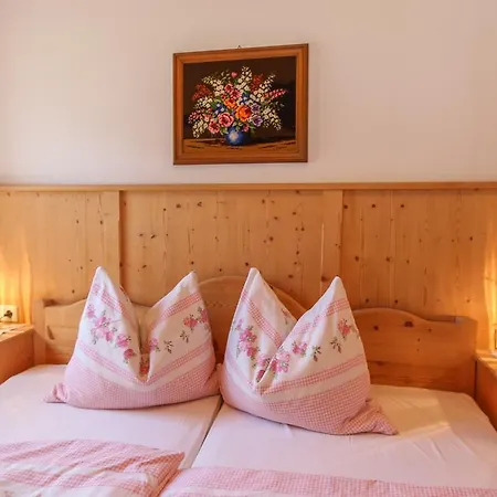 Guest house Fruehstueckspension Muellergut Sankt Martin bei Lofer