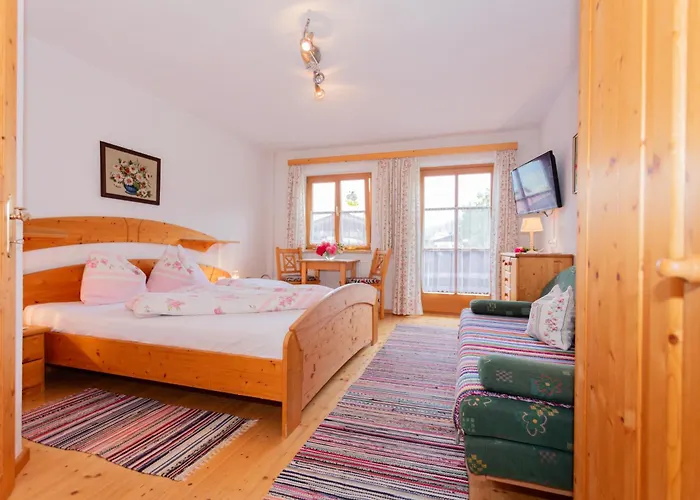 Fruehstueckspension Muellergut ザンクト・マルティン・バイ・ローファー